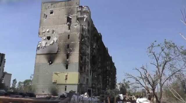 Оккупанты взялись за Лисичанск и беспощадно его обстреливают: в городе упала телебашня