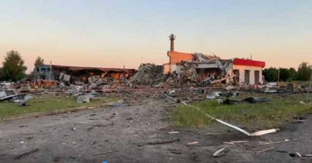 В Сарнах под завалами обнаружили еще одного погибшего