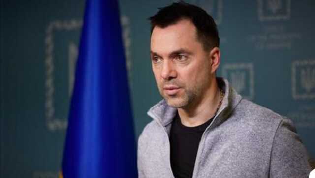 Арестович предупредил, что оккупанты могут бить по Киеву целый день