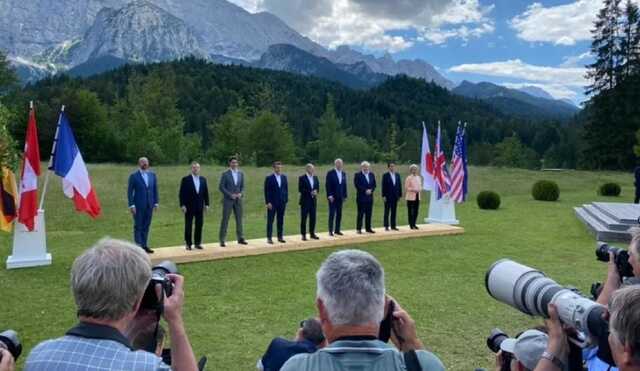 G7        