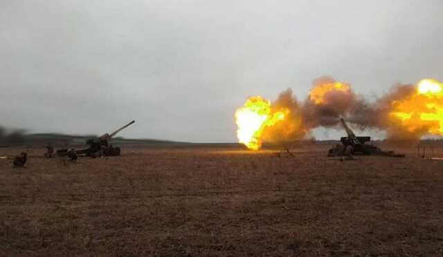 Немецкая артиллерия уже на фронте. Появились первые фото и видео