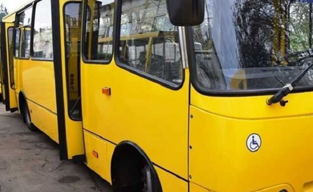 Россияне обстреляли эвакуационную колонну под Харьковом: есть пострадавшие