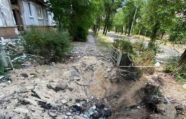 Среди погибших – ребенок: новые детали удара оккупантов по толпе людей в Лисичанске