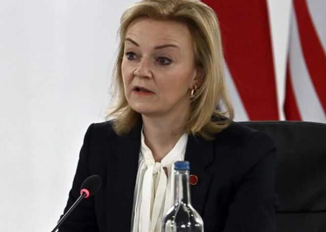 Трасс предостерегла от уступок Путину: угроза от РФ распространяется на всю Европу