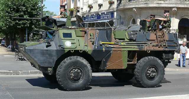 Франция собралась передать Украине «значительное количество» бронетехники