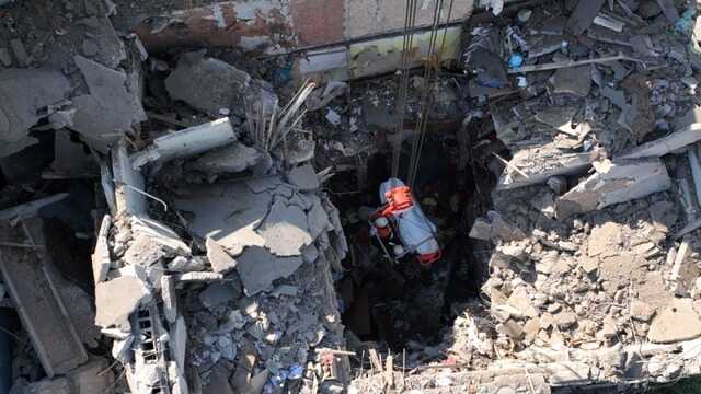 Ракетный удар по многоэтажке в Николаеве: число жертв снова возросло