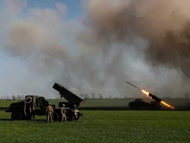 В ВСУ показали, как передают "пламенные приветы" оккупантам