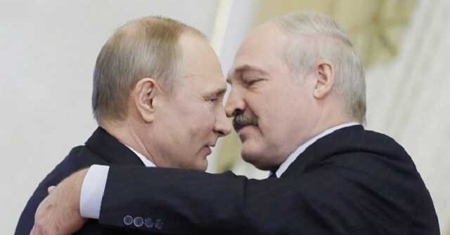 Как Путин уговаривал Лукашенко напасть на Украину: сеть взорвало пародийное видео