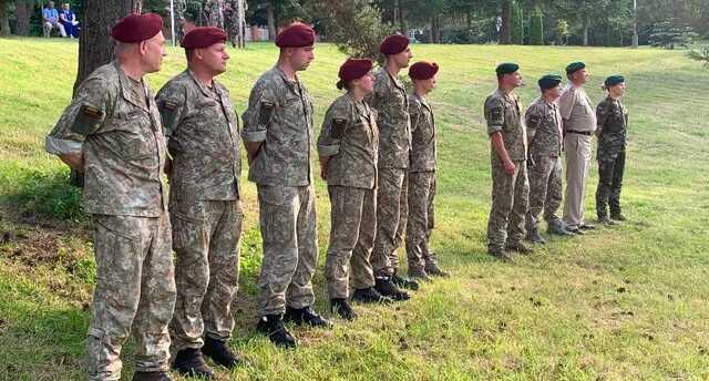 Литовцы начали массово вступать в добровольное ополчение, опасаясь вторжения РФ