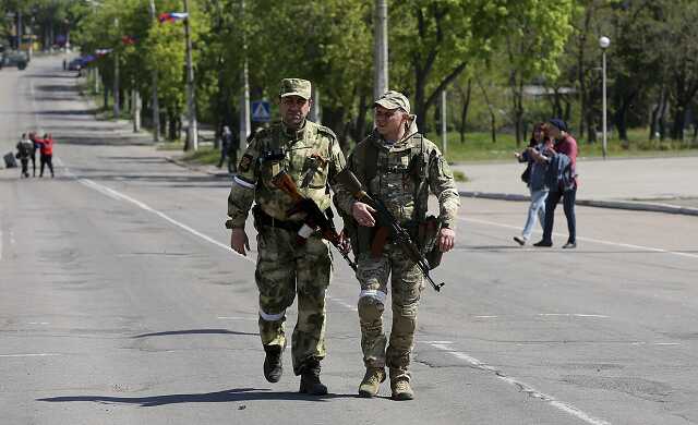 Войска РФ вывозят оборудование из известной шахты на Луганщине