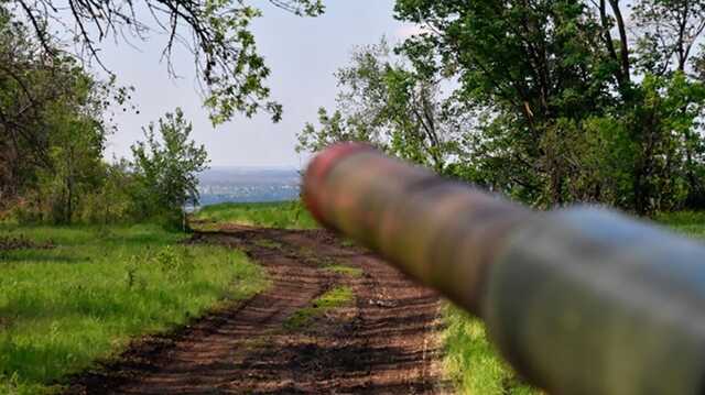 Украинские военные отошли из Лисичанска