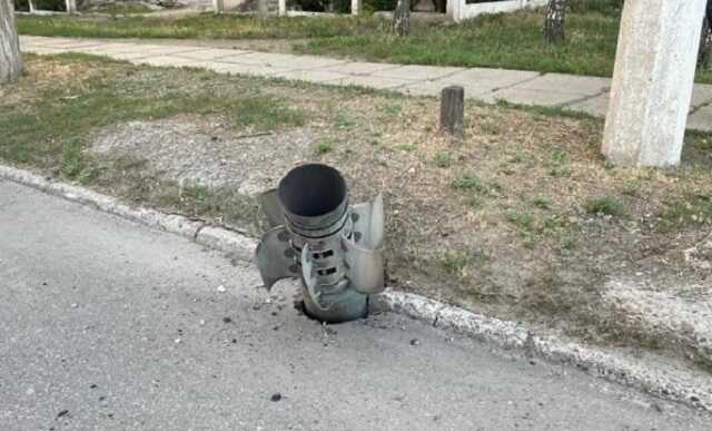 Оккупанты бьют "Смерчами" по спальным районам Краматорска: ранена женщина