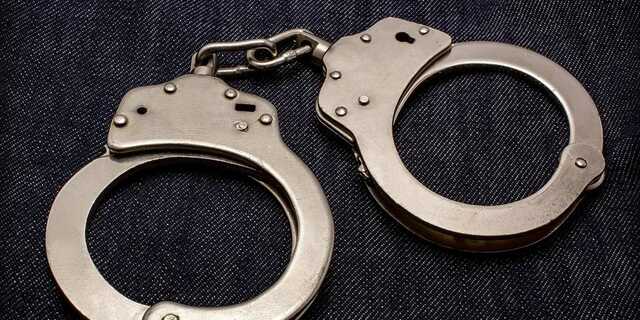 В Днепре полицейский разбил женщине голову при задержании