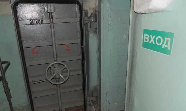 В оккупированном Донецке жалуются на закрытые бомбоубежища