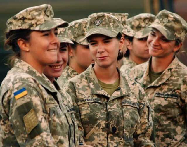 Мобилизация женщин в Украине: в Минобороны опровергли распространенный оккупантами фейк