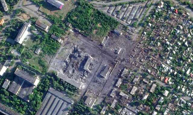 Уничтоженный склад боеприпасов оккупантов в Красном Луче показали со спутника