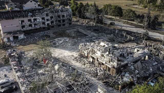 Нашли 500 обломков ракет. Новое видео последствий удара РФ под Одессой