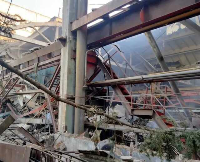 В Донецкой области ракеты россиян попали в больницу, жилые дома и детскую площадку