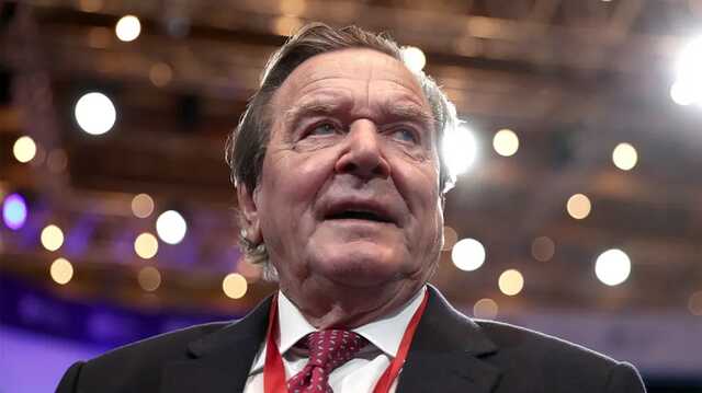 Экс-канцлер Германии Шредер считает нужным продолжать общение с Путиным