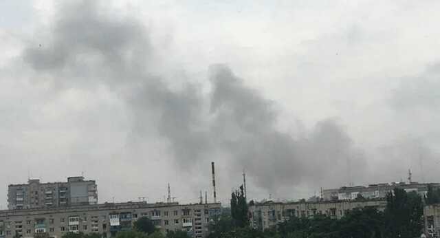 ВСУ ударили по оккупантам в Токмаке на Запорожье, поднялся дым