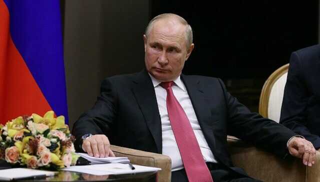 Для чего Путину нужна менопауза в войне