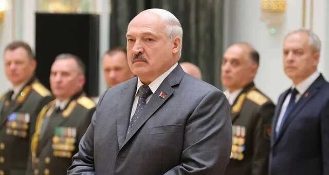 Лукашенко уволил ответственного за мобилизацию генерала
