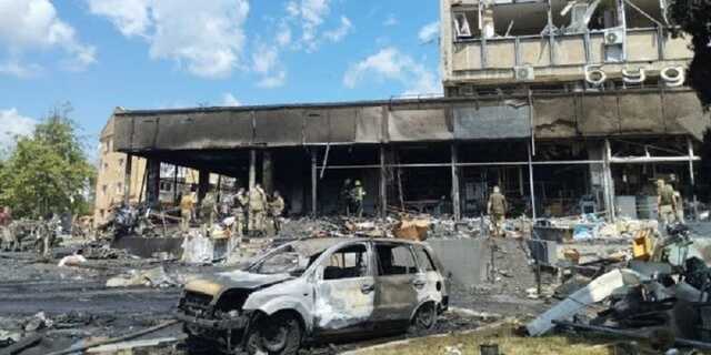 Число погибших от удара по Виннице снова возросло. Ищут почти 50 человек