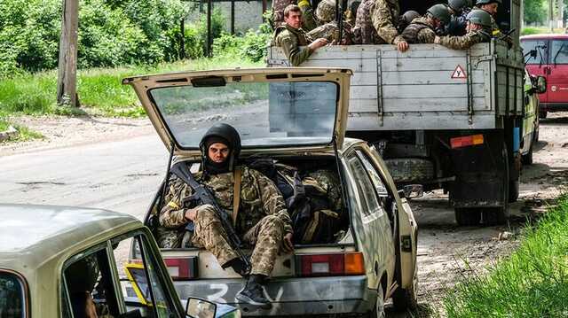 Отступление из Лисичанска позволило выровнять фронт и ослабить наступление РФ - британская разведка