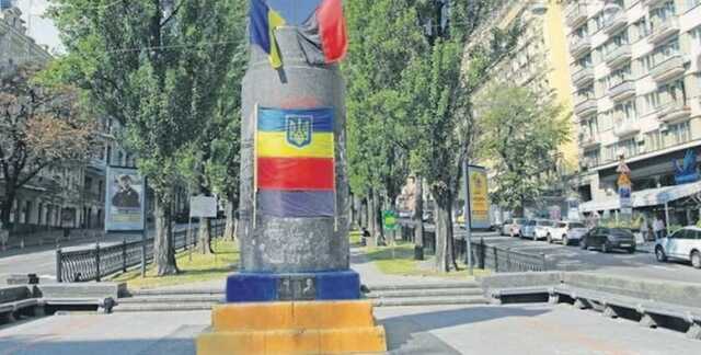 "Смывать негатив": Кличко хочет построить фонтан на месте памятника Ленину в Киеве