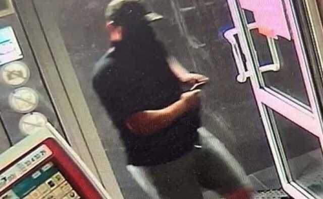 У Рівному поліцейський напав на пункт обміну валют і застрелив 42-річного чоловіка