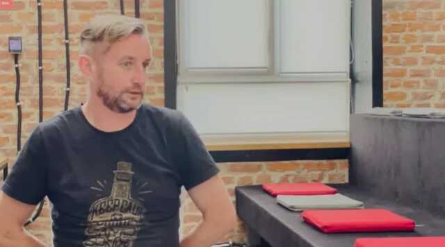 Занадто високі ставки. Сергій Жадан дав прогноз на закінчення війни з Росією