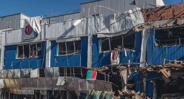 В сети показали, во что войска РФ превратили Центральный рынок Бахмута