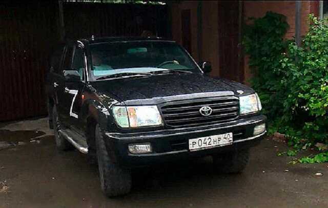 Російський пропагандист на смерть збив людину в ОРДЛО, свідка аварії викрали