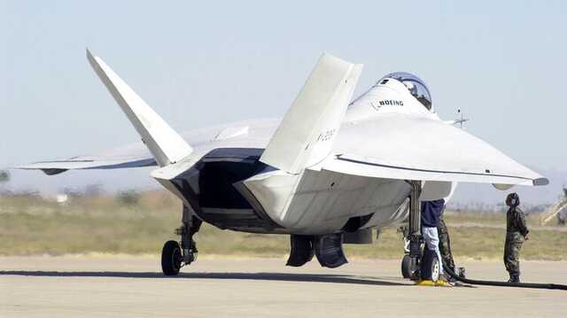 У США працівники оборонних заводів з випуску винищувачів та безпілотників оголосили страйк