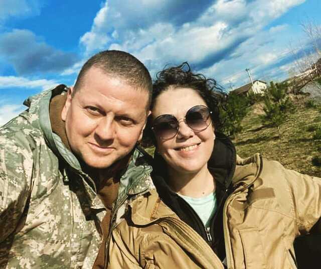 Валерій Залужний опублікував романтичне фото з дружиною