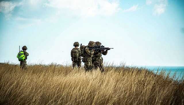 Інтенсивні авіаудари і частковий успіх окупантів біля Вуглегірської ТЕС: зведення Генштабу