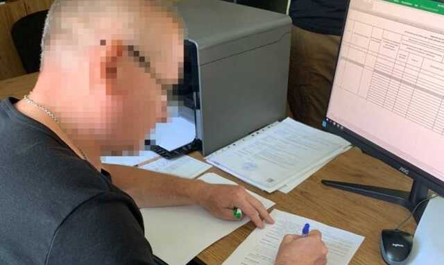 Керівництво Волинського обласного лісгоспу викрили у корупції