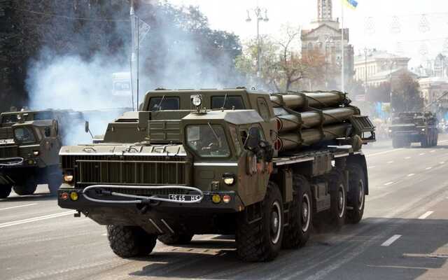 Окупанти активізували у Нікополі РСЗВ: місцевих жителів попередили про небезпеку