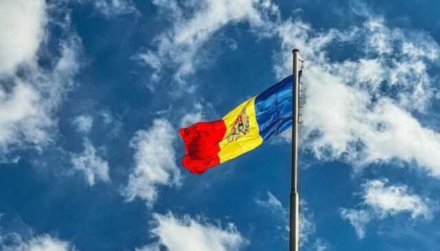 Молдова продлила режим ЧП из-за войны в Украине