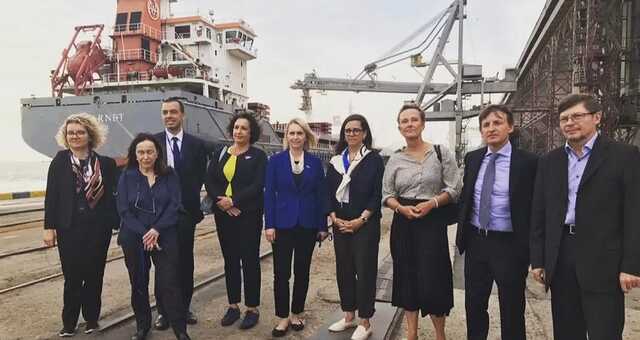 Посли G7 прибули в Одесу для контролю за роботою "зернового коридору"