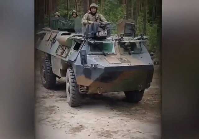 ЗСУ почали використовувати французькі бронетранспортери VAB