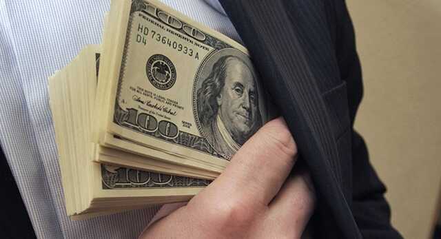 Во Львовской области главного инженера поймали на взятке