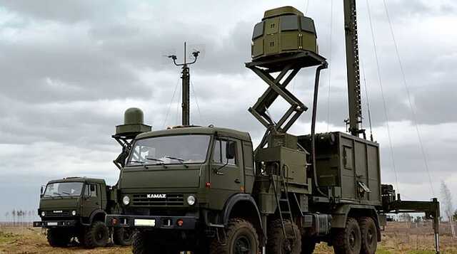 Російський пропагандист показав зруйновану станцію РЕБ окупантів "Репелент-1" у Новій Каховці