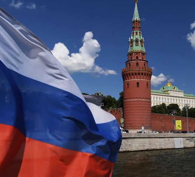 Саша Сотник: Путін не просто так за Собчаком валізи тягав