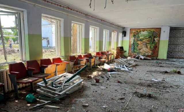 Закатовані вчителі, розбомблені школи: як російська орда знищує освіту на Миколаївщині