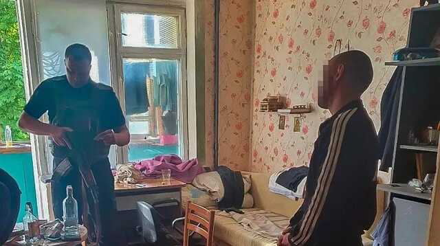 У Києві судитимуть рецидивіста за розбещення 7-річної дівчинки