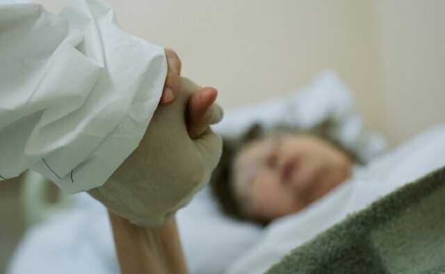 "Щастить не всім": влада назвала причину високої смертності людей у захопленому Маріуполі