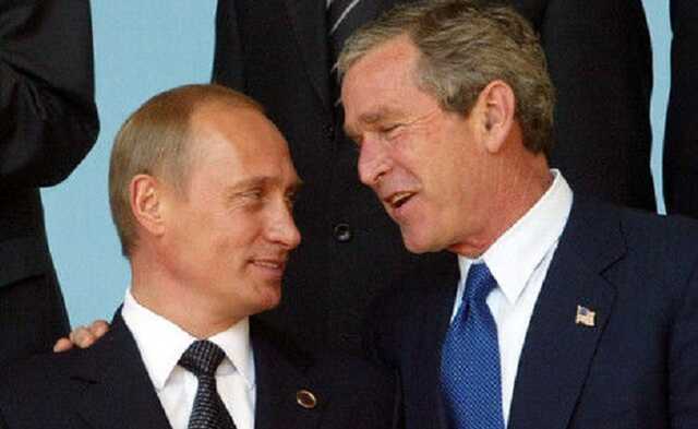 У Мережі спливло архівне відео з танцем Володимира Путіна та Джорджа Буша