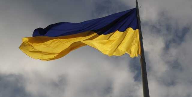 Українець побачив синьо-жовтий прапор на будинку американця та зустрів своїх земляків