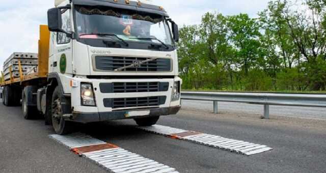 Власників вантажівок масово штафують в Україні, загальна сума вже перевищує 17 млн. грн